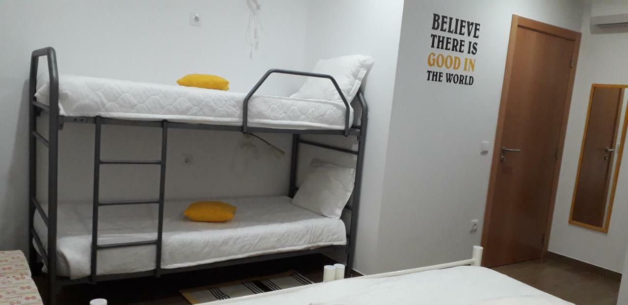 Mocho Guesthouse São Mamede Buitenkant foto